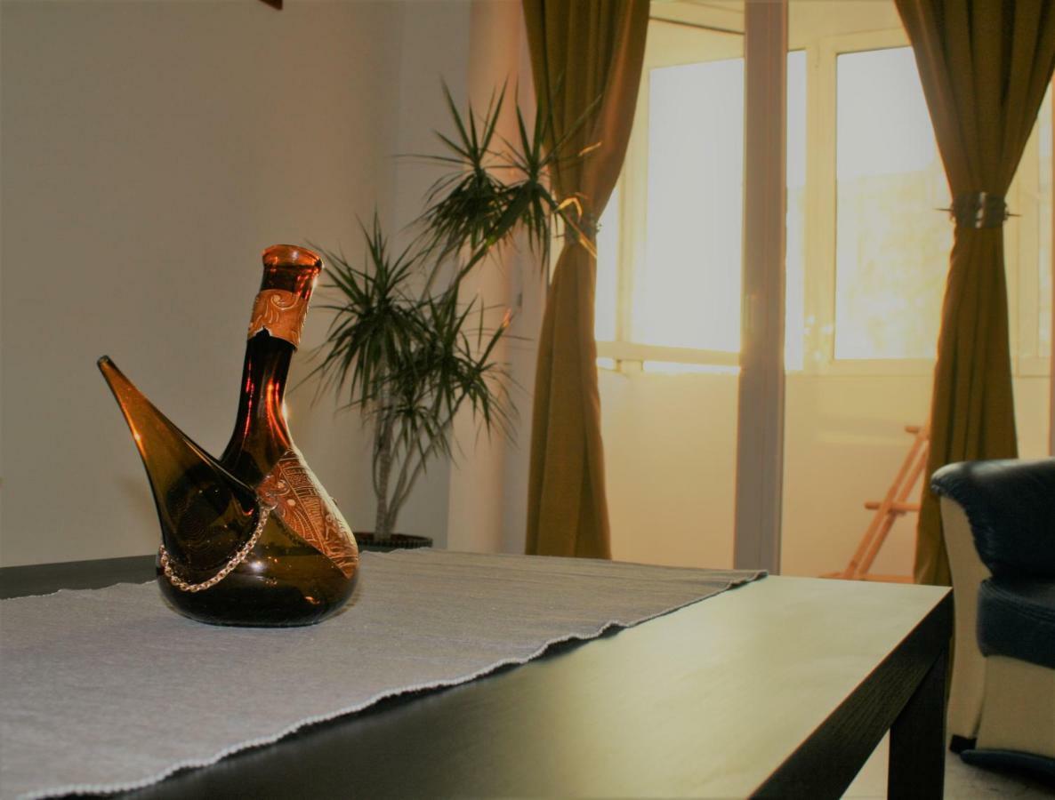 Casa Peterfi - Apartment With 3 Bedrooms And Spacious Living Room Târgu-Mureş Exteriér fotografie