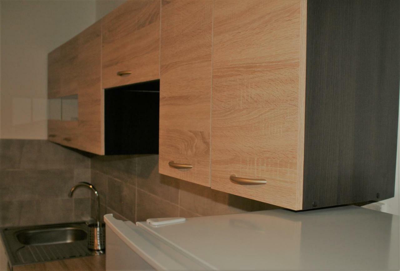 Casa Peterfi - Apartment With 3 Bedrooms And Spacious Living Room Târgu-Mureş Exteriér fotografie